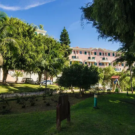 A Duplex Apartmán Funchal (Madeira)