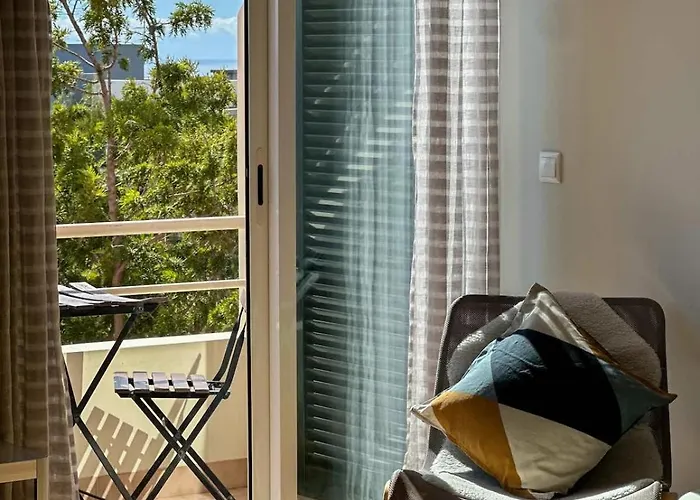 Cozy Duplex Retreat By Park & Ocean View Apartment Funchal (Madeira)