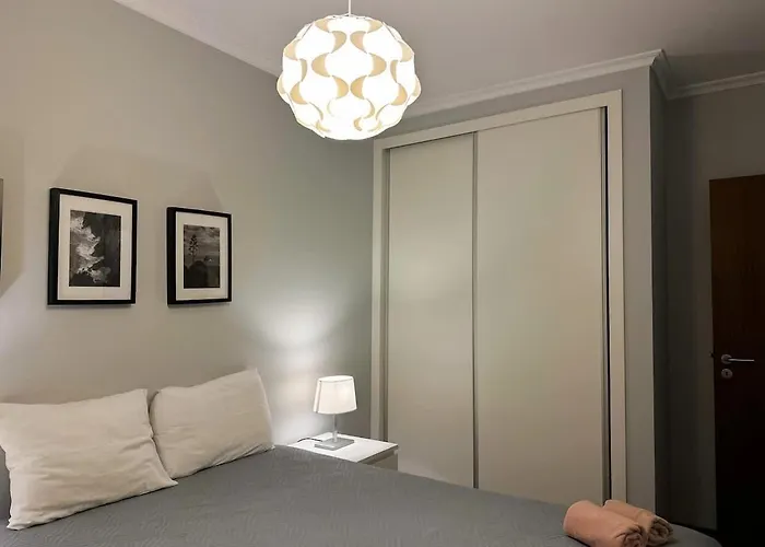 Cozy Duplex Retreat By Park & Ocean View Funchal (Madeira)