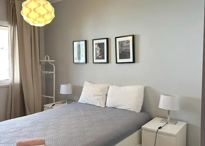 Cozy Duplex Retreat By Park & Ocean View Apartment Funchal (Madeira)